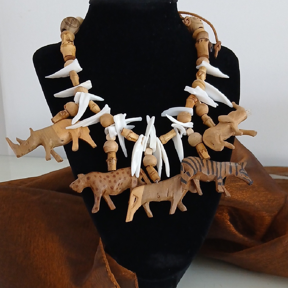 Wooden Animal Bead Necklace Afrohemian